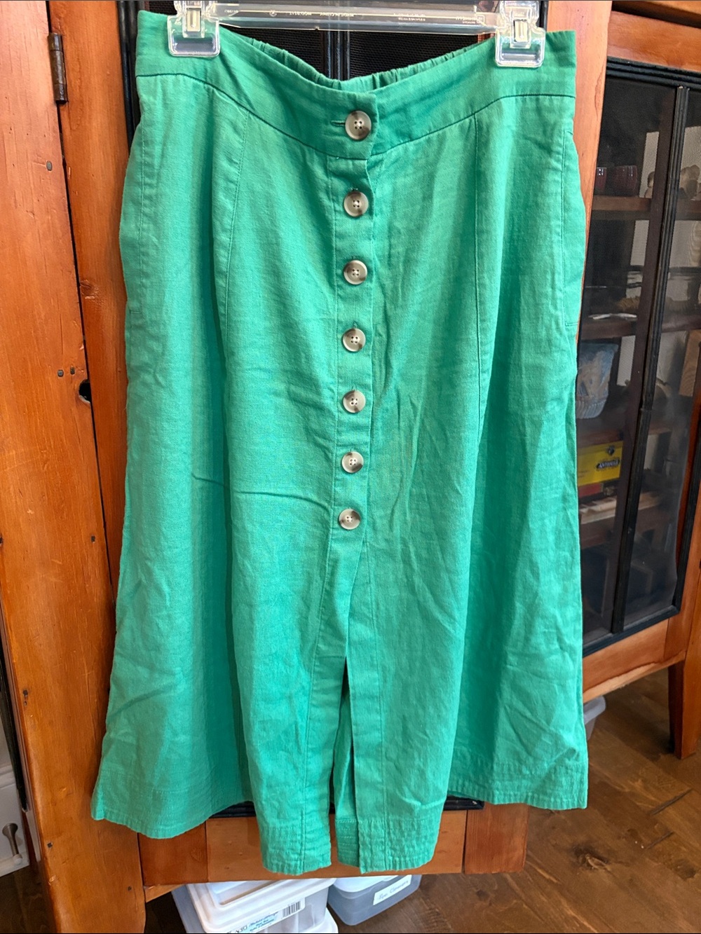 Universal Thread Green Button-Front A-Line Midi Skirt